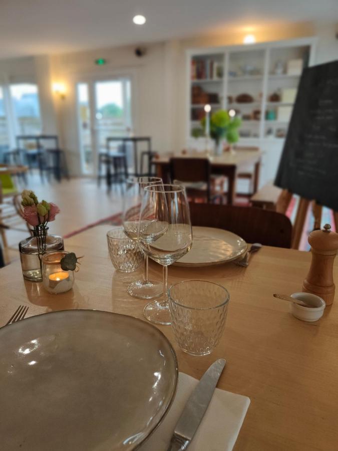 Hotel Restaurant La Voile Bleue Erdeven Eksteriør billede